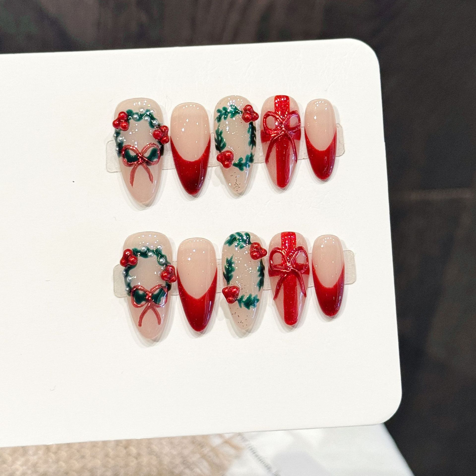 10 stuks Kerst Rood Naakt Medi - Nail Art Press On recensie en prijs