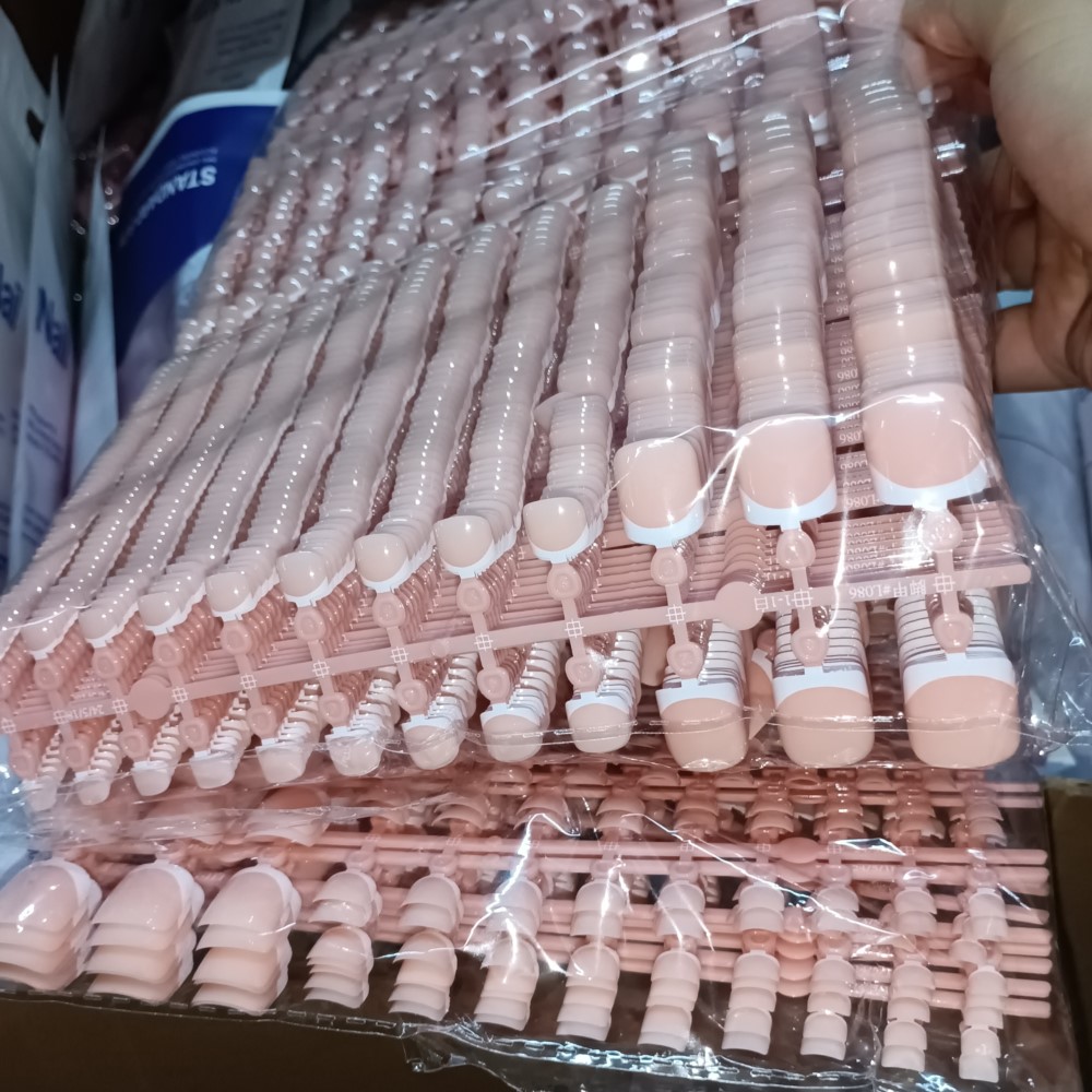 120 stuks vierkante teennagelt - Nail Art Pink recensie en prijs